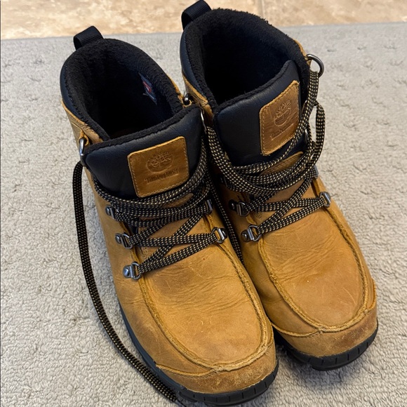 Timberland Tan and Black Hiking Boots - Picture 4 of 5